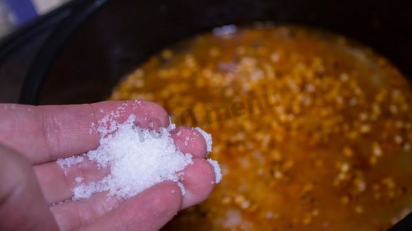 плов из перловки в мультиварке с мясом