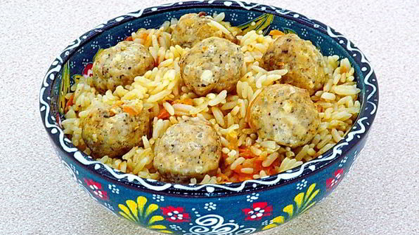 плов с фрикадельками в мультиварке