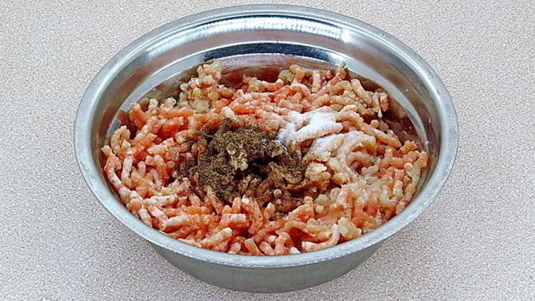 плов с фрикадельками в мультиварке