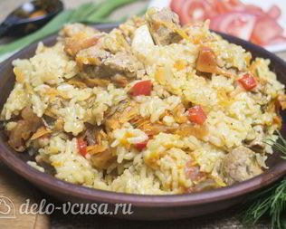 Плов с говядиной и помидорами