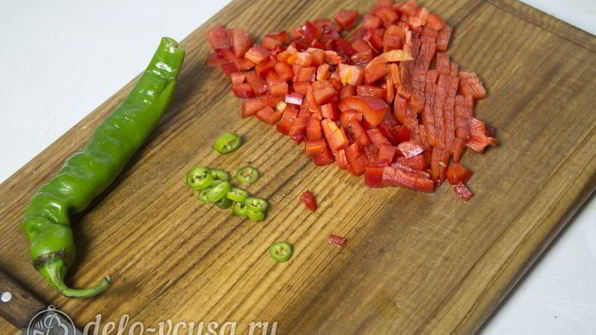 плов с говядиной и помидорами