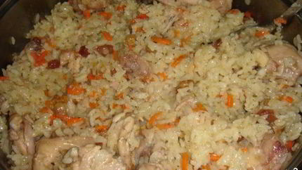 Плов с курицей и изюмом