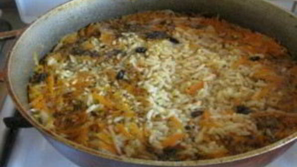 плов с курицей в утятнице