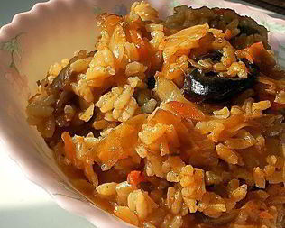 Постный капизняк — сочный плов с квашеной капустой