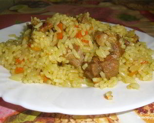 Рассыпчатый плов из свинины