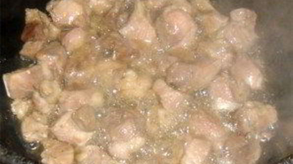 рассыпчатый плов из свинины