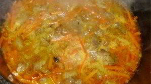 рассыпчатый плов из свинины