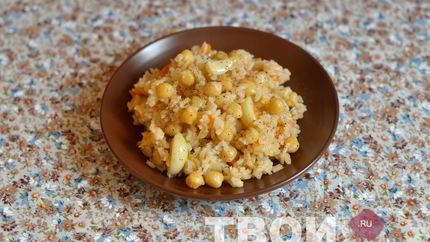 Вегетарианский плов с нутом