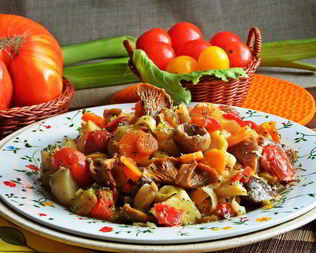 Грибное рагу с овощами