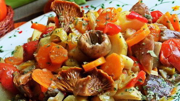 грибное рагу с овощами