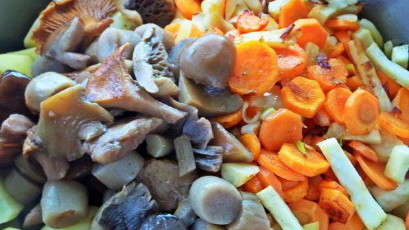 грибное рагу с овощами