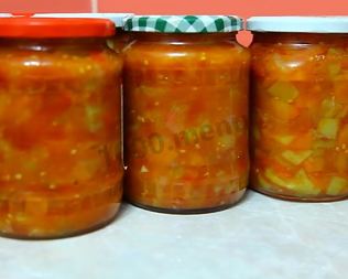 Овощное рагу из помидор, сладкого перца и лука на зиму