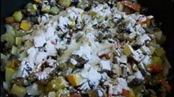 овощное рагу с баклажанами и кабачками