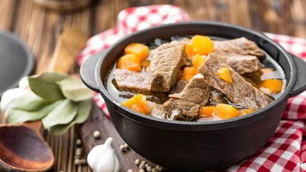 Овощное рагу с филе миньон