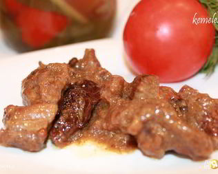 Рагу из баранины с черносливом