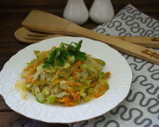 Рагу из кабачков и капусты