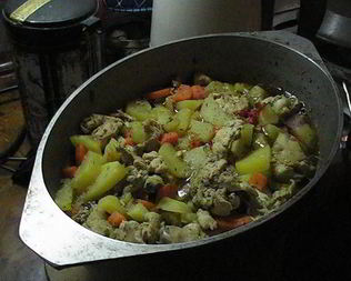 Рагу из курицы и овощей