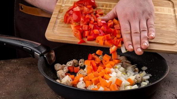 рагу с курицей и красной фасолью