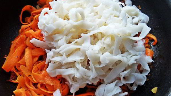 рисовая лапша с овощами