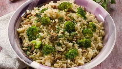 Легкое ризотто с грибами и брокколи
