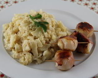 Морские гребешки в беконе