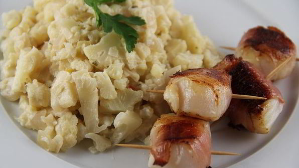 морские гребешки в беконе