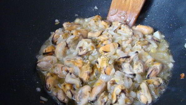 ризотто с горошком с мидиями