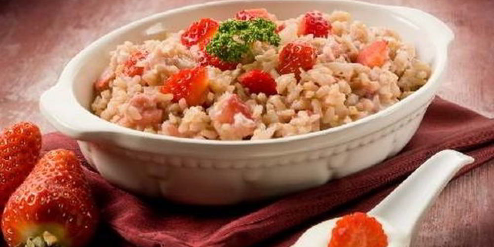 Рецепт сладкого ризотто с клубникой