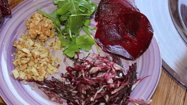 свекольный ризотто с цикорием