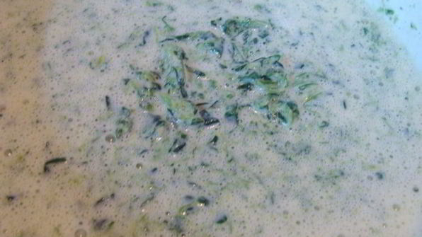 дорада под пармезаном со сливочно-шпинатной начинкой