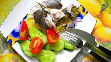 Дорада с солеными лимонами и средиземноморскими травами