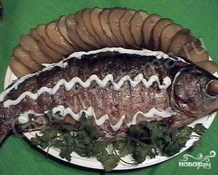 Карп, фаршированный в духовке