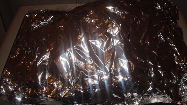 карп, запеченный с овощами со сметанным соусом