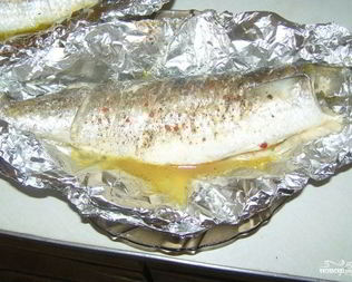 Кефаль, запеченная в фольге