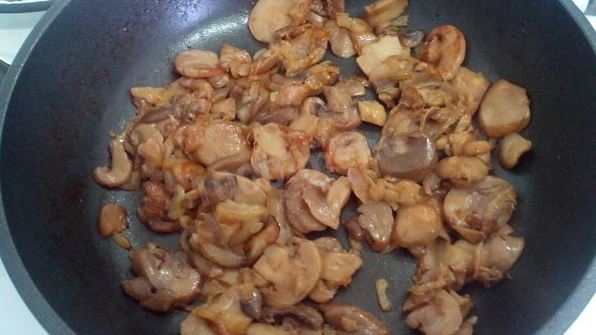 креветки в томатном соусе