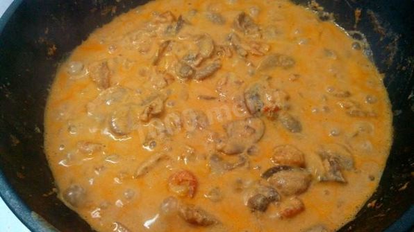 креветки в томатном соусе