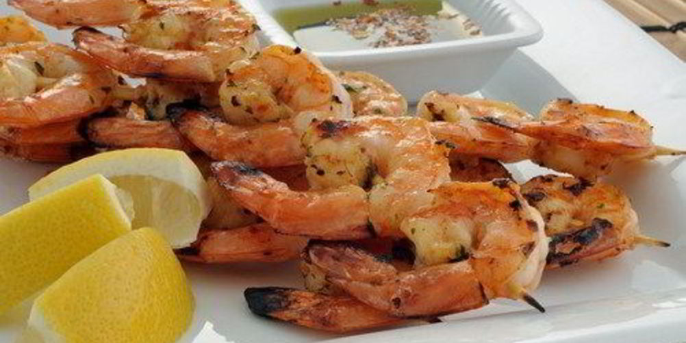 Рецепт лимонно-чесночных креветки на гриле