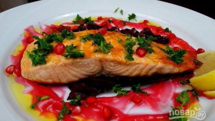 Рыба под соусом на сковороде