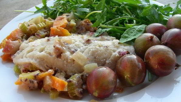 рыба с соусом из крыжовника