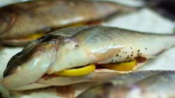 рыба, запеченная в соли