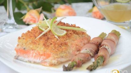 Семга со спаржей