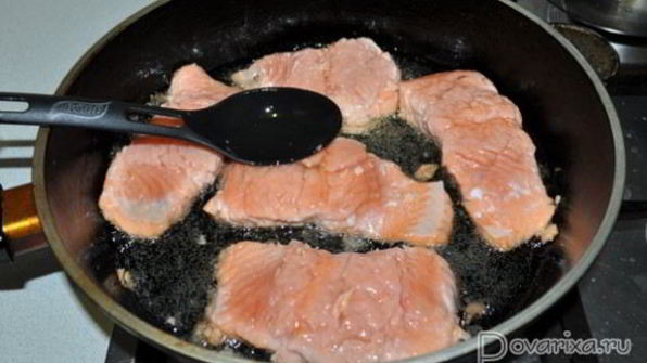 сочное жареное филе кеты