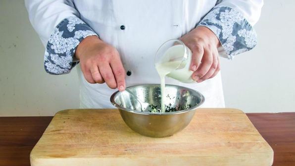 тилапия с чесночным соусом