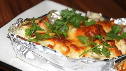 Тилапия с цветной капустой под сыром Джюгас