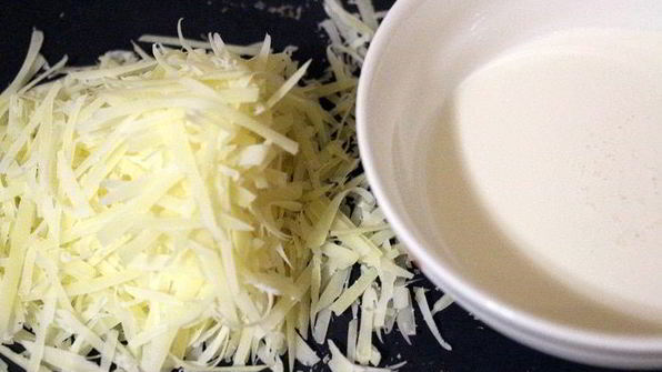 тилапия с цветной капустой под сыром джюгас