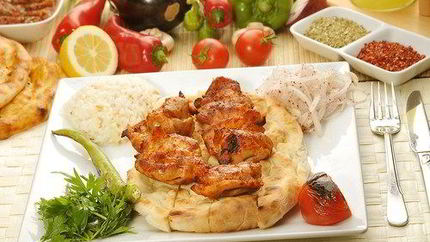 Куриные шашлыки со сметанно-горчичным соусом