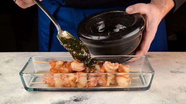 шашлычки из креветок в апельсиновом маринаде