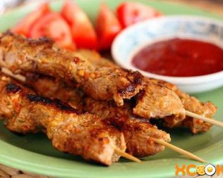 Шашлык из индейки на шпажках