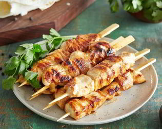 Шашлык из курицы в маринаде из пива и меда