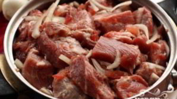 шашлык из свинины с помидорами